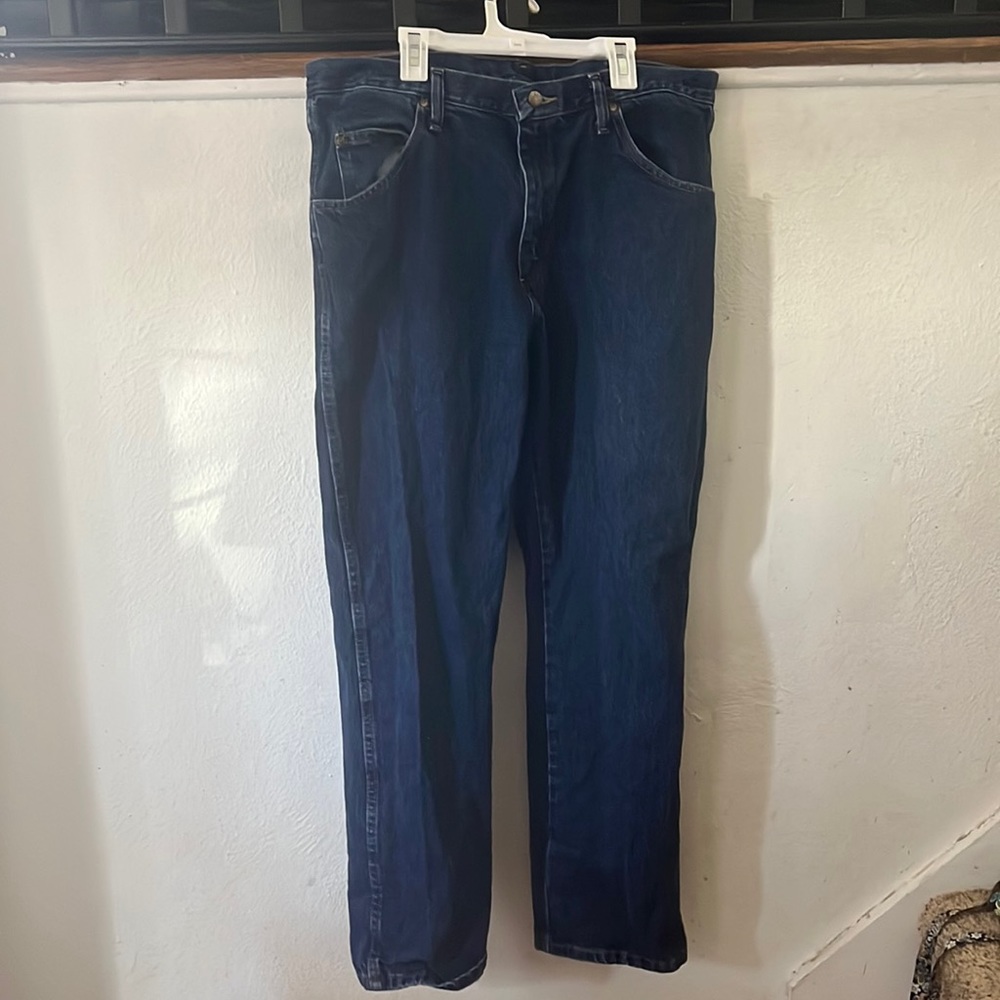 mens blue jeans regular fit. 36 x 30